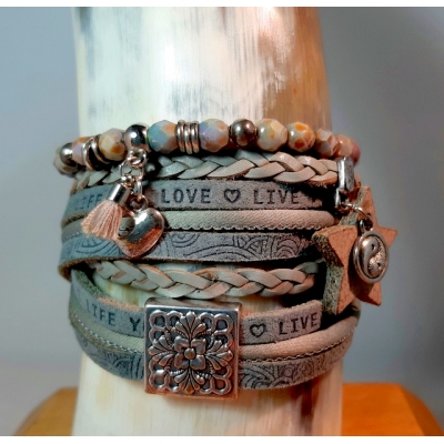 Licht grijze leren wikkel armband Licht grijze leren wikkel armband